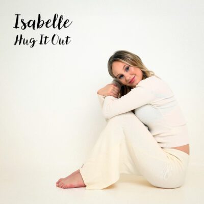 V02 Konvolut - Hug It Out - Isabelle Andrén